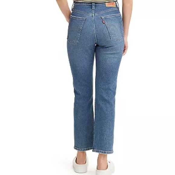 NEW Levi’s Wedgie Straight Jeans - Picture 2 of 12